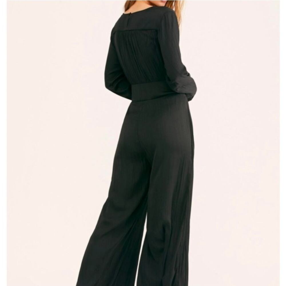 NWT $168 Free People Black Wide Leg V Neck Jumpsuit - Picture 2 of 16